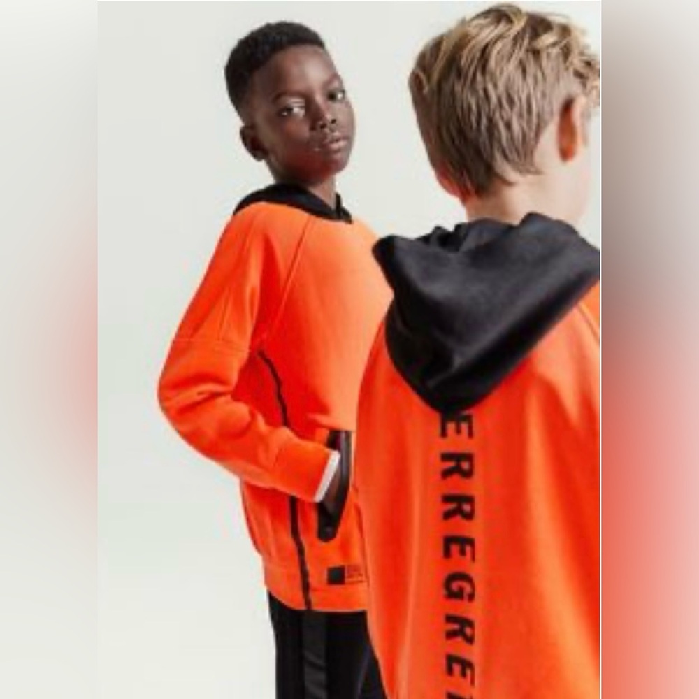 Zara Kids Sporty“ Never Regret “ Orange and Black Pull-over Graphic Hoodie SZ 9